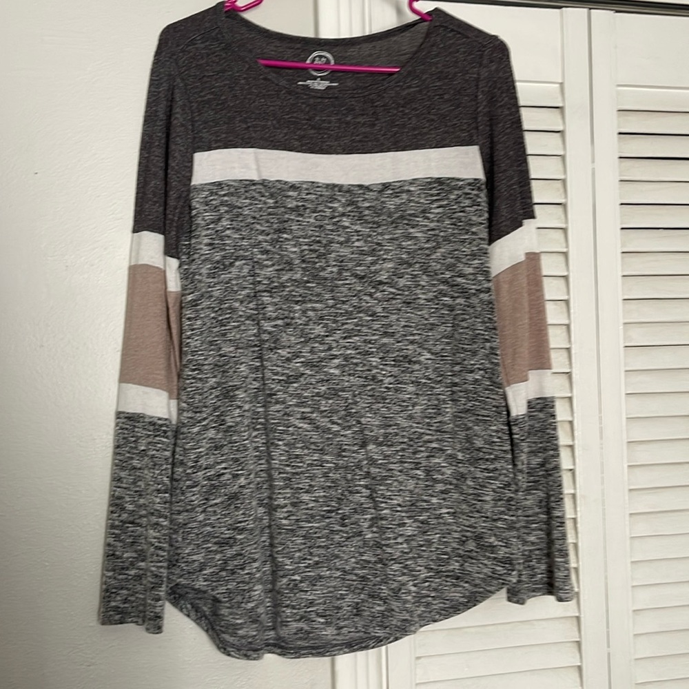 Tan, white and gray long sleeve Maurice’s shirt
